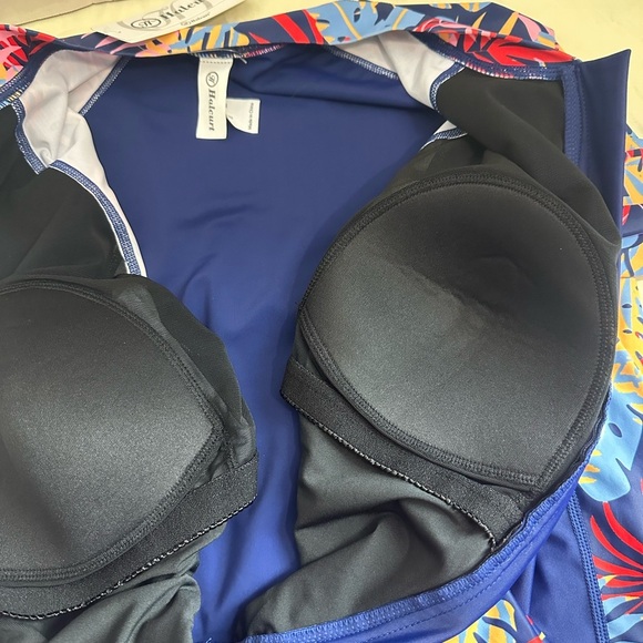 Halcurt Women's Navy Floral Long Sleeve Swimsuit # A2 - Picture 11 of 16